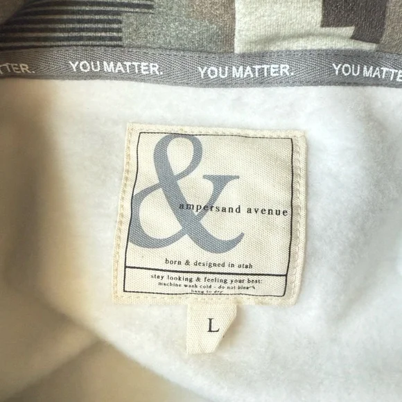 EUC Ampersand Avenue
SingleHood Sweatshirt-Mojave Desert - Picture 6 of 7